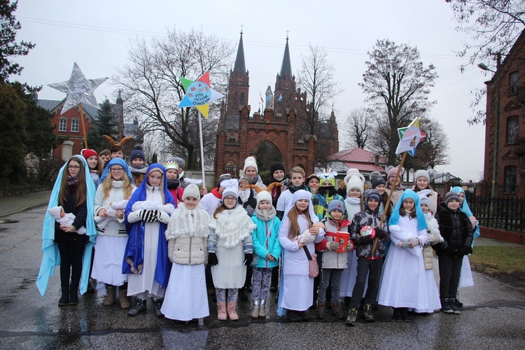 Kolędnicy misyjni ze złakowskiej parafii