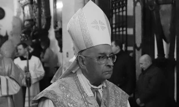 Nie żyje biskup Tadeusz Pieronek