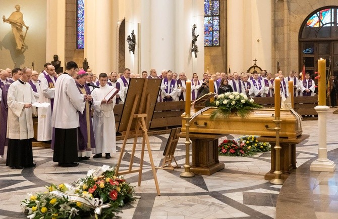 Pożegnanie bp. Gerarda Bernackiego, cz. 2