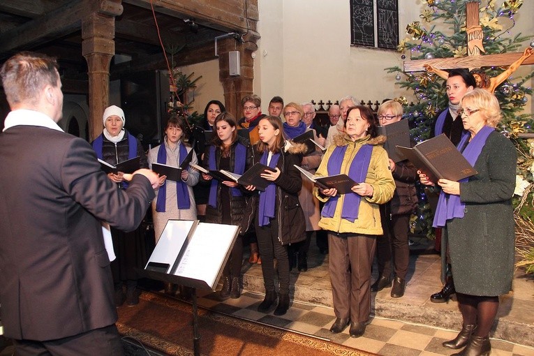 Parafialne kolędowanie w Polanowie