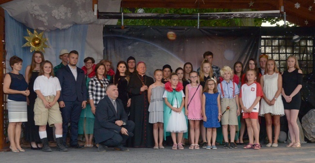 W sierpniu w parafii Lipa została otwarta scena, a miejscowy zespół teatralny wystawił "Małego księcia"