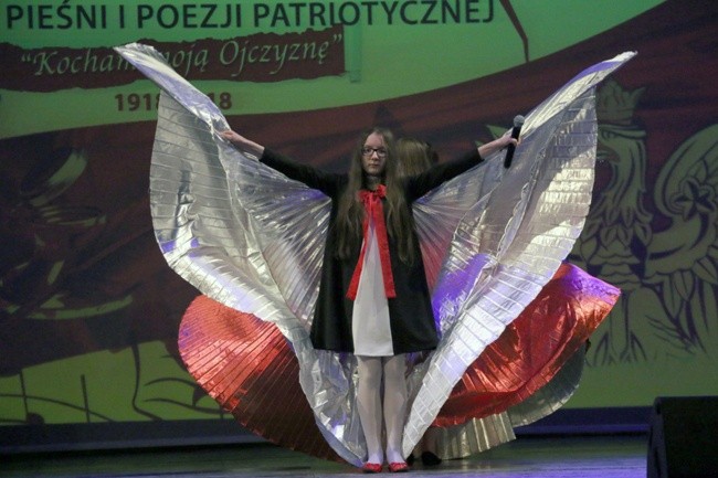 W kwietniu odbył się finał diecezjalnego Konkursu Pieśni i Poezji Patriotycznej "Kocham moją Ojczyznę"
