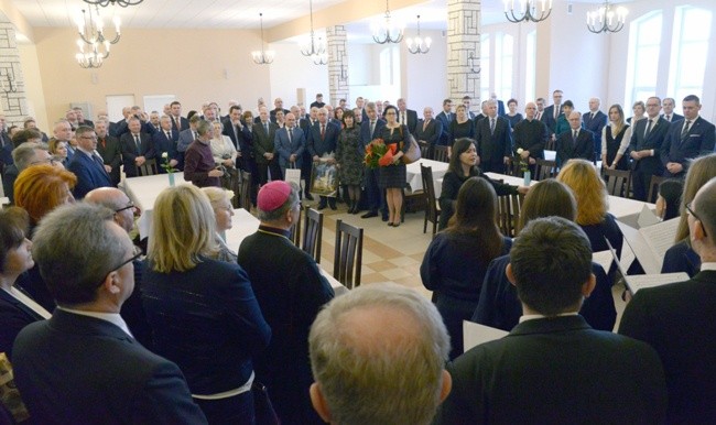 W styczniu, odpowiadając na zaproszenie bp. Henryka Tomasika, w opłatkowym spotkaniu wzięli udział samorządowcy z terenu diecezji