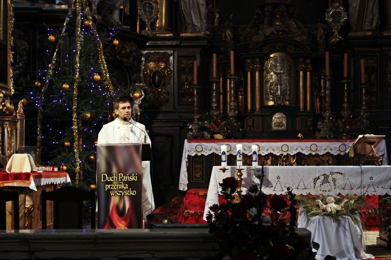 Rekolekcje sylwestrowe dla młodzieży w Henrykowie (dzień 3)