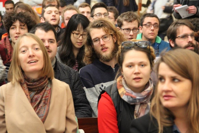 Taize Madryt- sylwestrowy dzień i noc