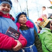 ▲	W ubiegłym roku, dzięki Wam, pokazaliśmy pochody z kilkunastu miejscowości. Czekamy na więcej!