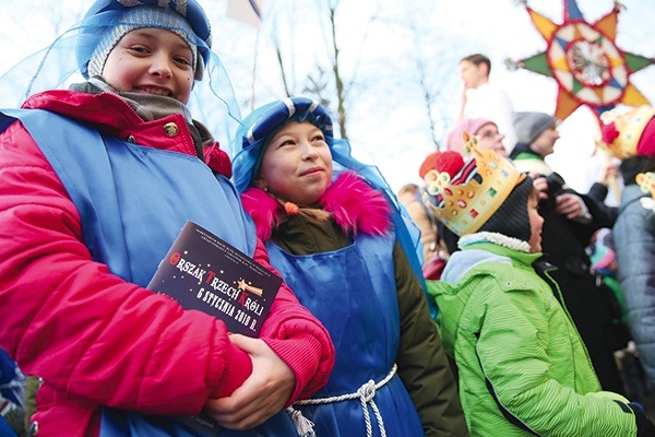 ▲	W ubiegłym roku, dzięki Wam, pokazaliśmy pochody z kilkunastu miejscowości. Czekamy na więcej!