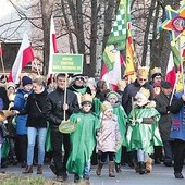 Ubiegłoroczny pochód w Nowej Dębie.