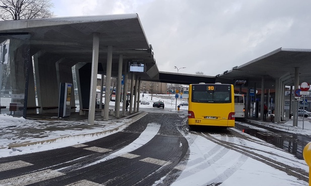 Centrum Przesiadkowe "Ligota" z parkingiem [ZDJĘCIA]