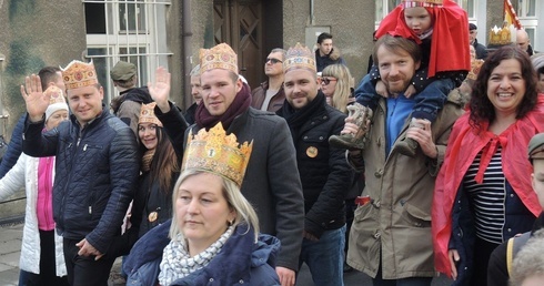 Królewskie orszaki znowu przejdą także ulicami miejscowości Podbeskidzia. Na zdjęciu - w ubiegłym roku w Bielsku-Białej