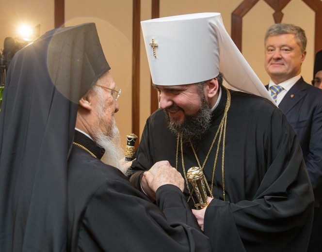 Patriarcha Konstantynopola podpisał tomos o autokefalii Cerkwi Prawosławnej Ukrainy