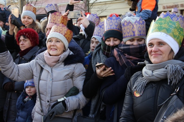 Orszak Trzech Króli na ulicach Warszawy cz. 1