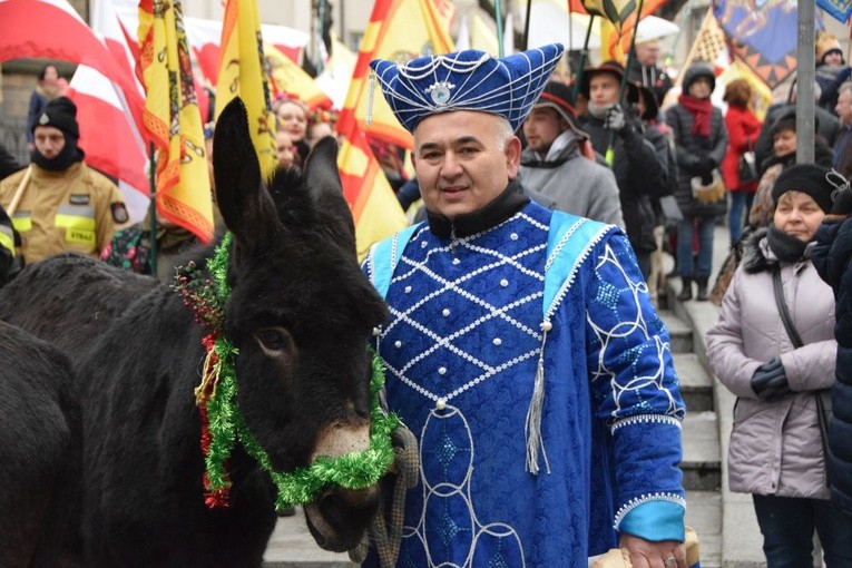 Jeden z ubiegłorocznych świdnickich króli.