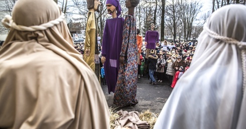 Gigantyczni Mędrcy na Targówku