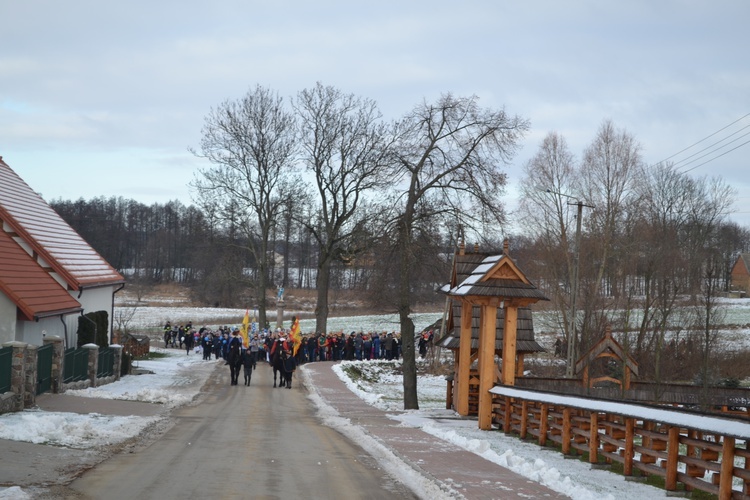 Ciemniewko. Orszak Trzech Króli