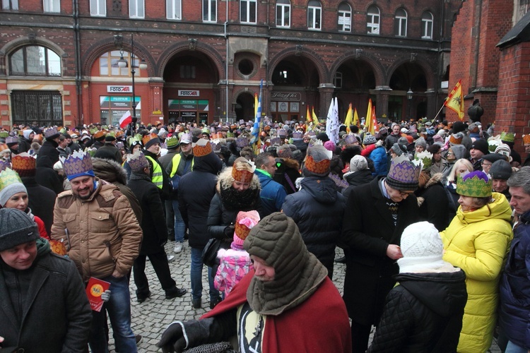 Orszak, książę oraz niedziela