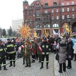 Orszak, książę oraz niedziela