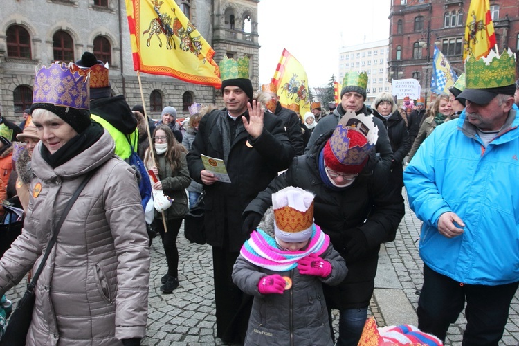 Orszak, książę oraz niedziela