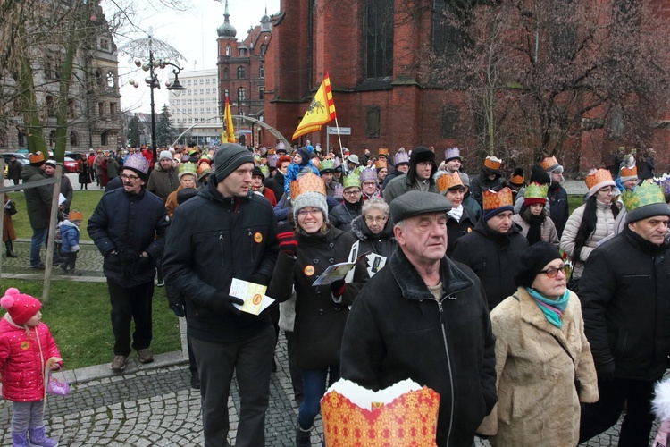 Orszak, książę oraz niedziela