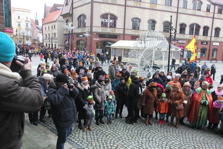 Orszak, książę oraz niedziela