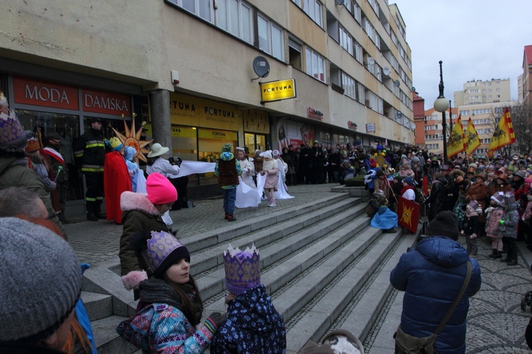 Orszak, książę oraz niedziela