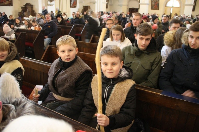 Orszak w Nowogrodźcu