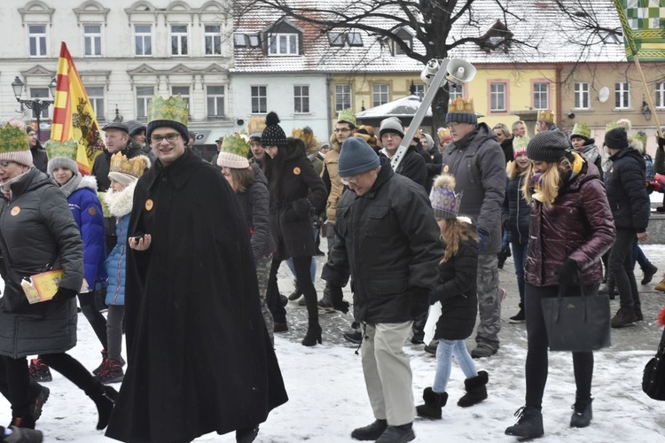 Świebodzice. Dzieci rozgrzały przybyłych kolędami