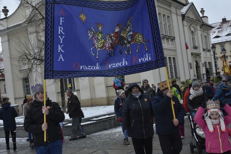 Świebodzice. Dzieci rozgrzały przybyłych kolędami