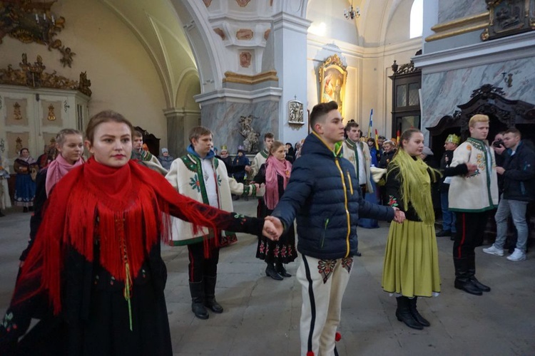 Bardo Śląskie. Przewodzili aniołowie, a najbardziej dokazywał diabeł