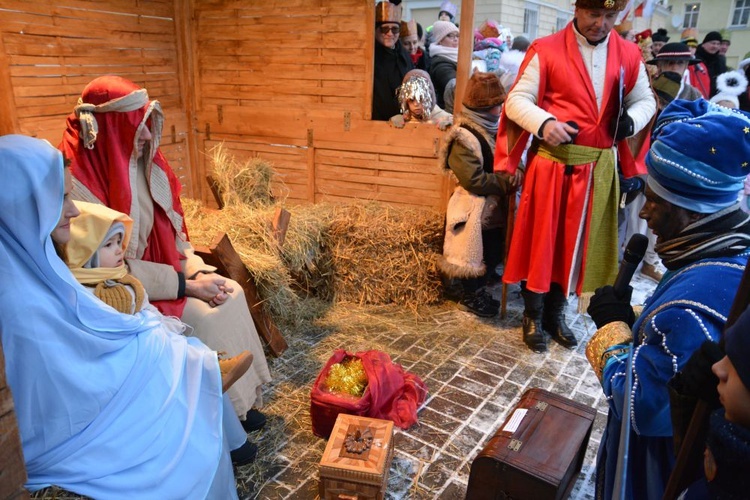 Bielawa. Znów przyszły trzy królestwa