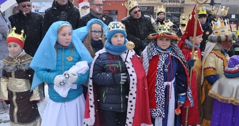 W role królów wcieliły się także dzieci