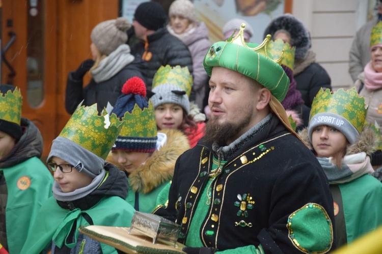 Dzierżoniów. Naprawdę przynieśli złoto, kadzidło i mirrę