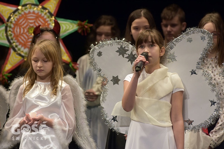 Drugi dzień Świdnickiego Przeglądu Zespołów Kolędniczych