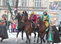 Trzej Królowie przez Oświęcim przejechali konno