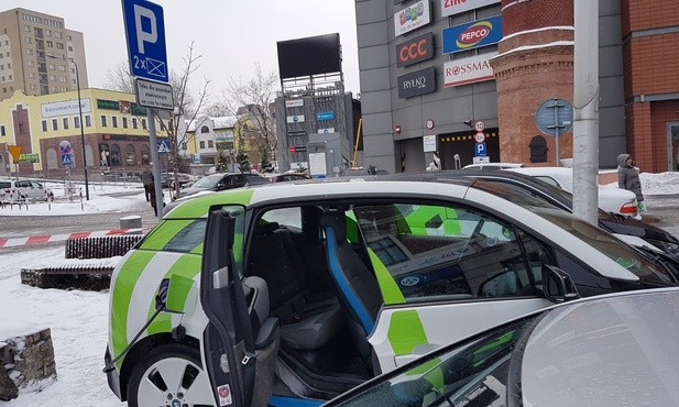 Ładowarki samochodów w Rybniku