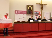 Polsce pielgrzymi będą wyróżniali się biało-czerwonymi emblematami