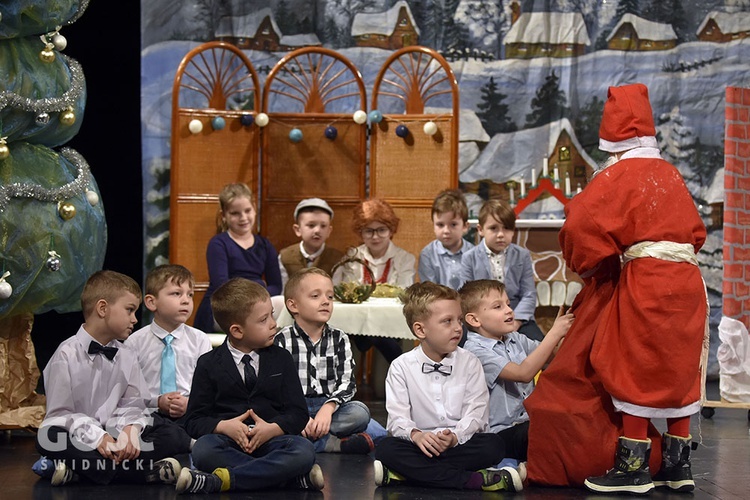 Ostatni dzień Świdnickiego Przeglądu Zespołów Kolędniczych