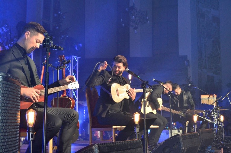 Kolędowanie z Pectus