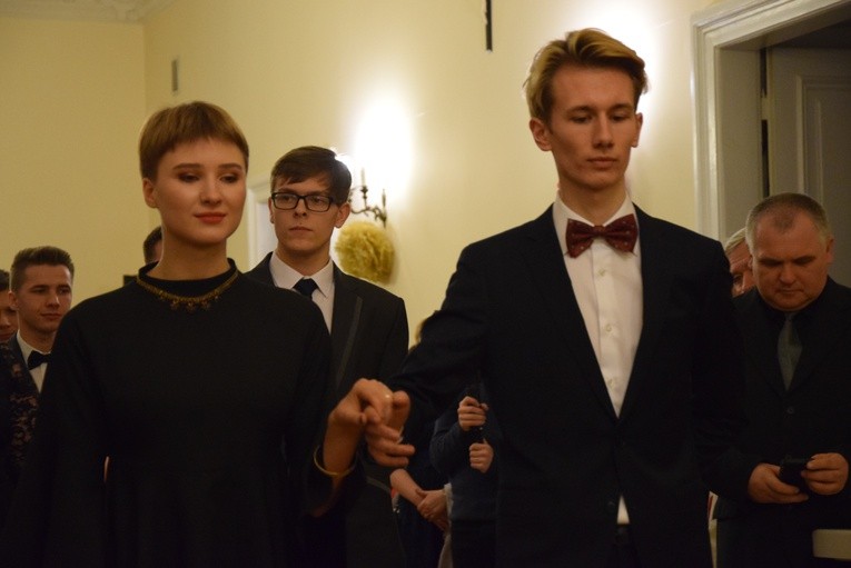 Studniówka w Szymanowie