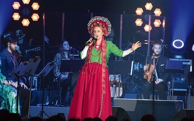 Dana Vynnytska, Ukrainka ze Lwowa, zachwyciła słuchaczy wykonaniem chyba najbardziej znanej ukraińskiej kolędy – „Nowa radist’ stała”.