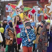 ▲	Grupy przybyły z kilkudziesięciu parafii. 