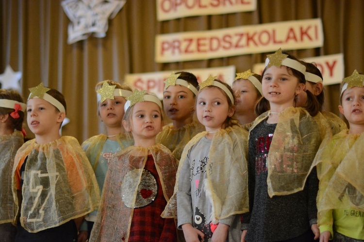 Koncert kolęd opolskich przedszkolaków