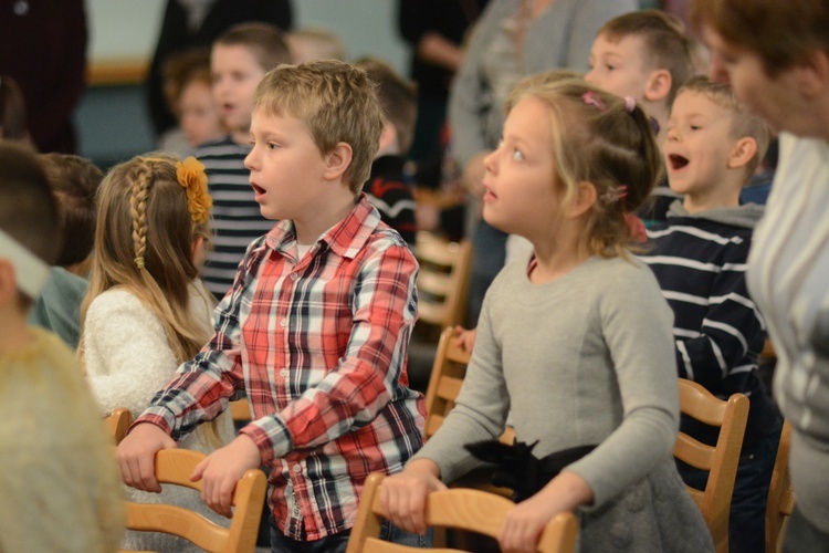 Koncert kolęd opolskich przedszkolaków