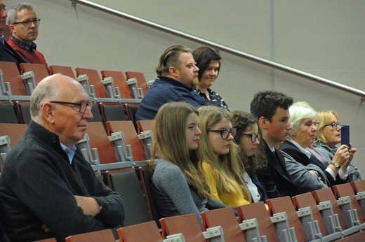 Studenci ATH dla Hospicjum św. Jana Pawła II