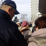 Policjanci w Katowicach szkolą seniorów jak nie dać się oszukać