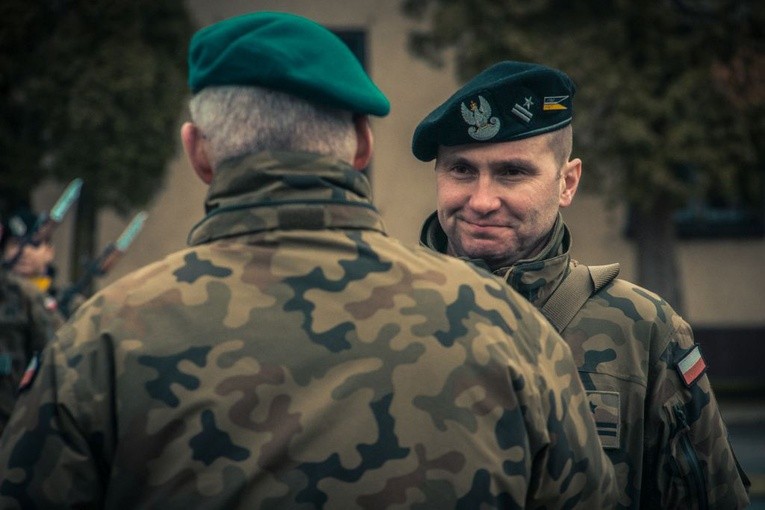 Trójka już w kraju