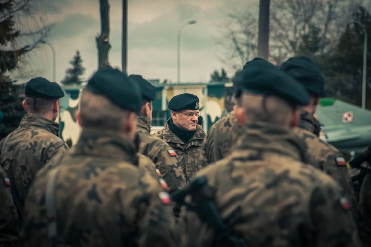 Trójka już w kraju