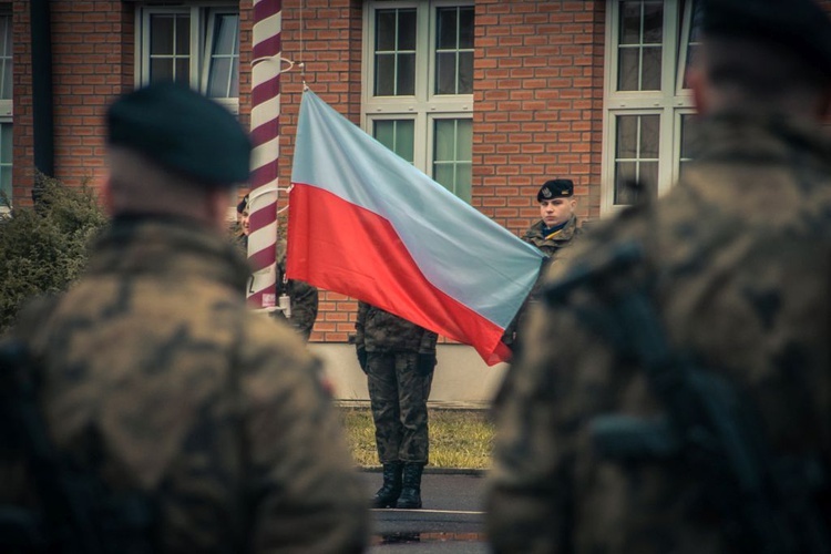 Trójka już w kraju