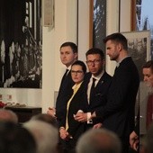 Samorządowcy żegnają Pawła Adamowicza