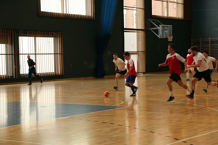 Turniej Wrocławskich Wspólnot i Ruchów Chrześcijańskich, cz. 1